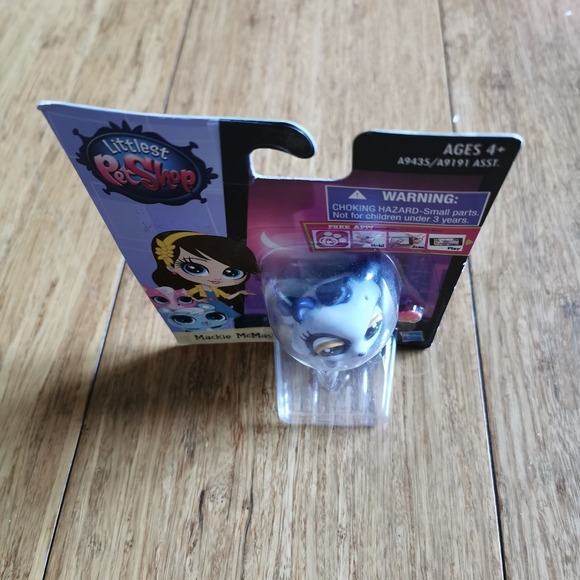 ***Sold***Littlest pet shop Mackie Mcmask - Picture 7 of 8